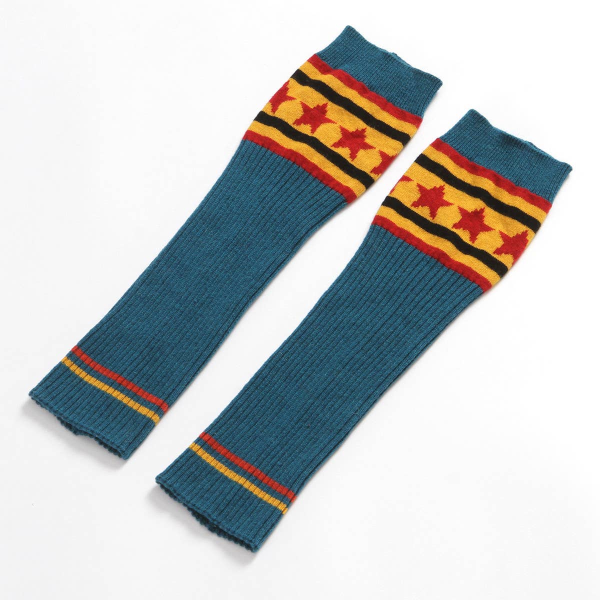 WOMEN'S COLOR MATCHING SOCKS