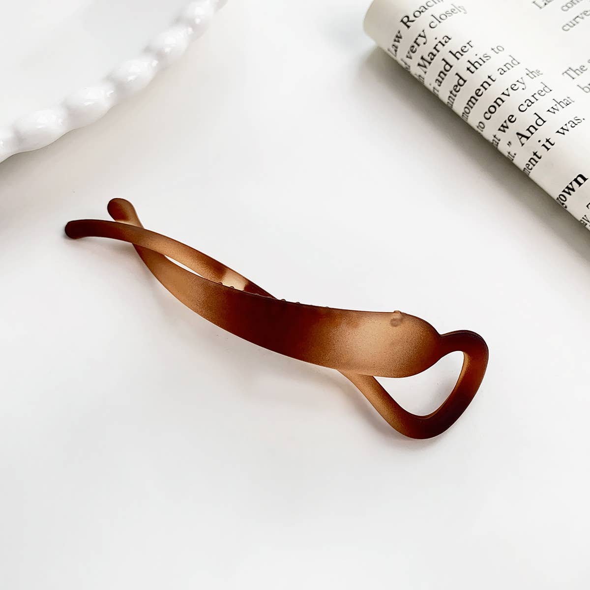 Simple banana clip vertical ponytail hair clip