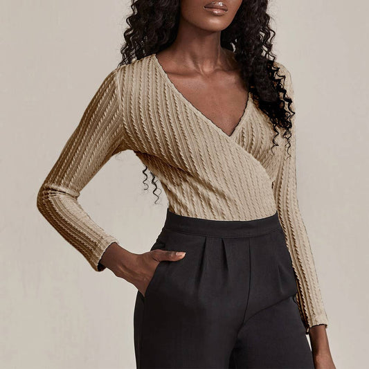 STYLE V-NECK SLIM-FIT LONG SLEEVE TWIST KNIT