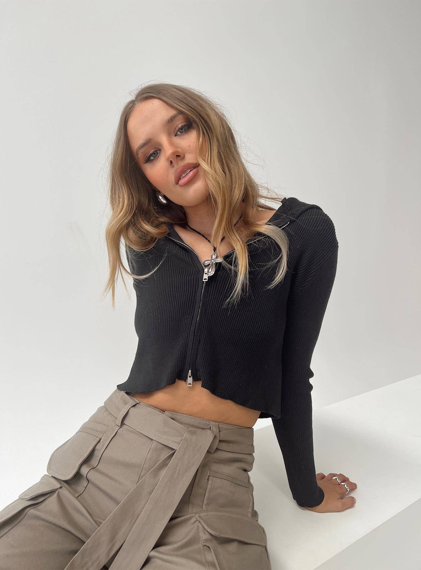 ZIPPER HAT LONG SLEEVE SHORT SOLID COLOR CARDIGAN