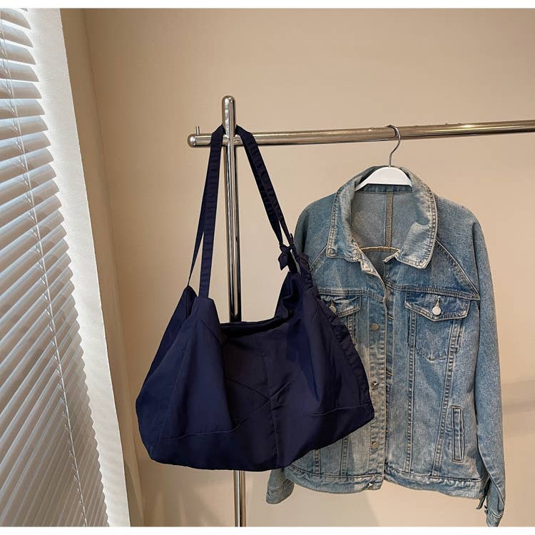 Large-capacity trendy casual single-shoulder bag