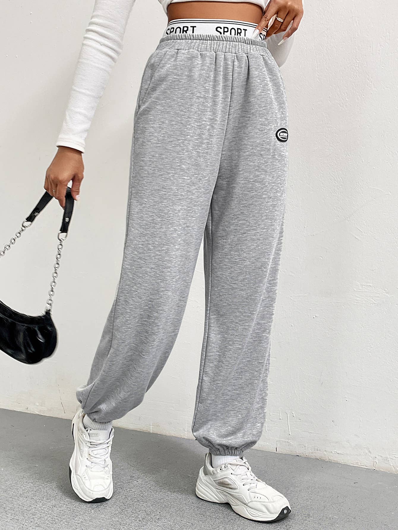 SOLID COLOR SLIM BAGGY WIDE LEG LABEL SWEATPANTS