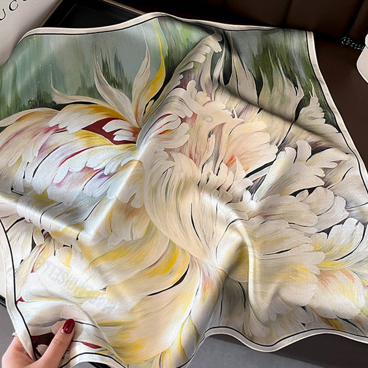 100% Silk Camellia Print Twill Scarf for Women_CWASC0539