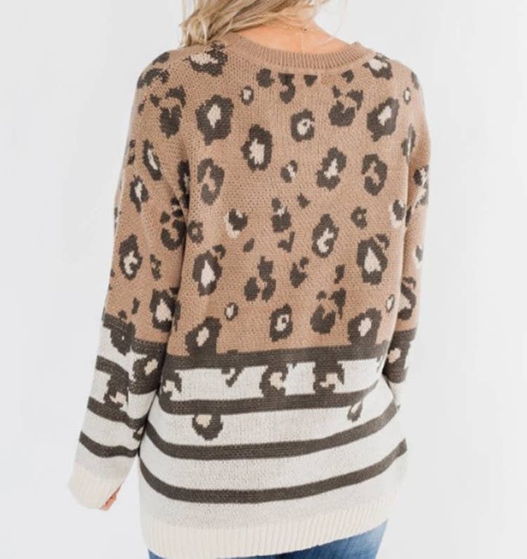 LEOPARD PRINT JACQUARD CREW-NECK PULLOVER SWEATER