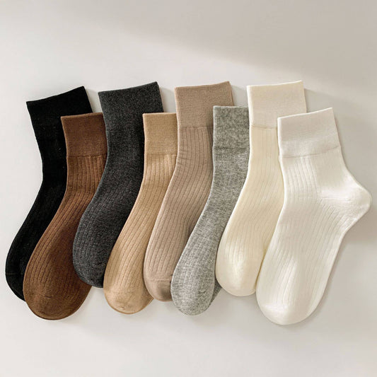 Simple Style Solid Cotton Crew Socks For Womens_CWMS1373