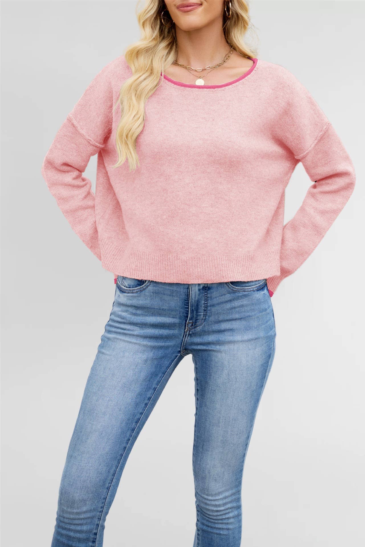 Round-neck,color-blocked loose pullover sweater