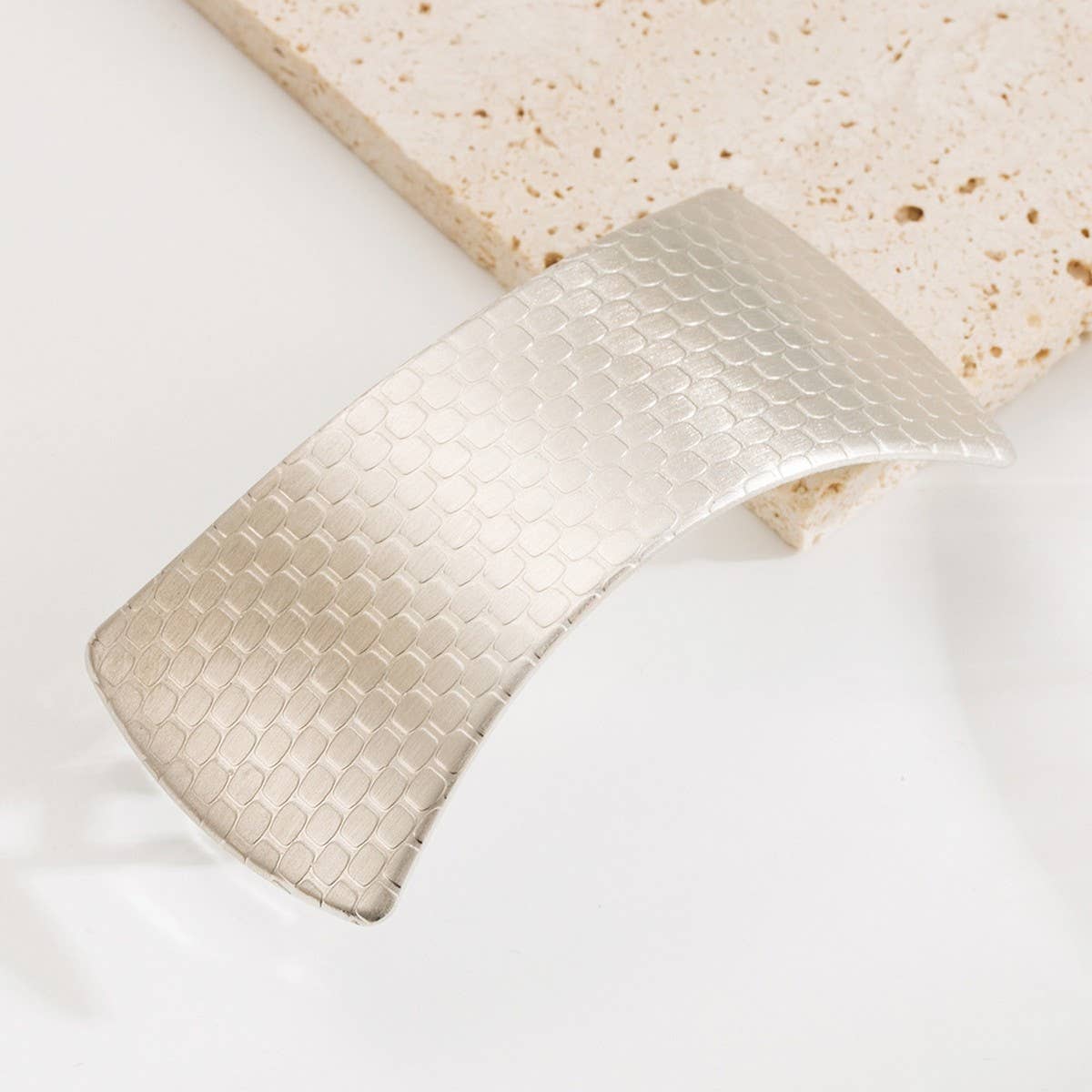 Minimalist Metal Oval Geometric Spring Hair Clip