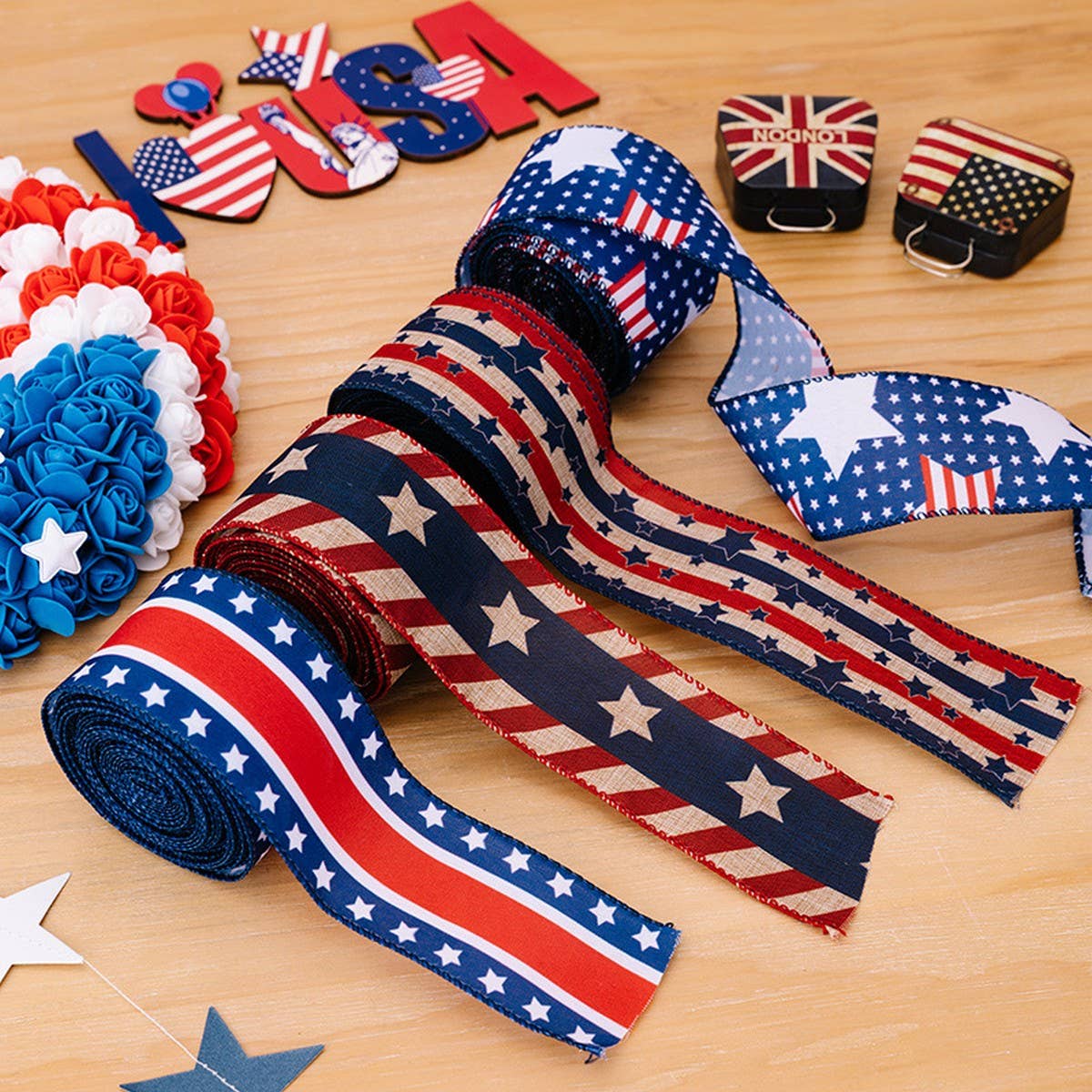 CWMM10223_USA FLAG RIBBON RED WHITE BLUE  PARTY DECOR