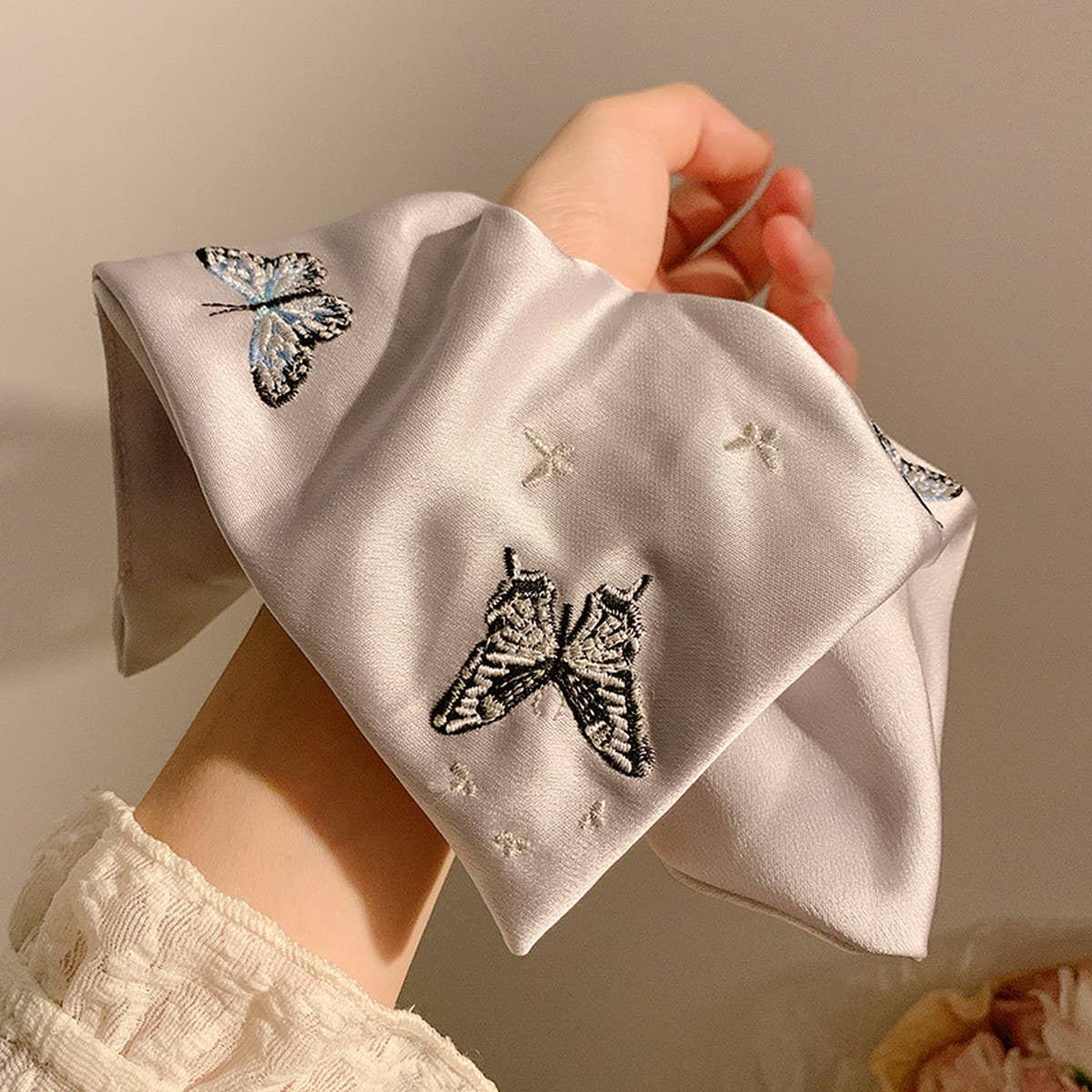 SATIN HEAVY EMBROIDERY BUTTERFLY HAIR ACCESSORY
