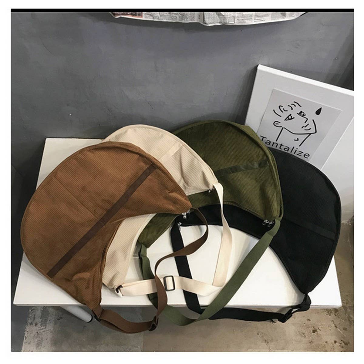 CWAB1960_SIMPLE ART STYLE CROSSBODY BAG