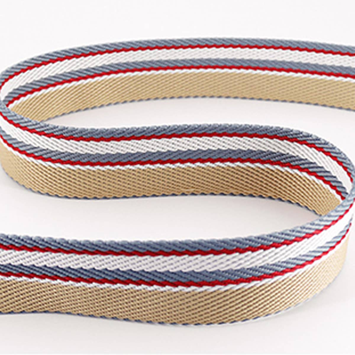 INTERCHANGEABLE WEIGHT-REDUCING STRAPS