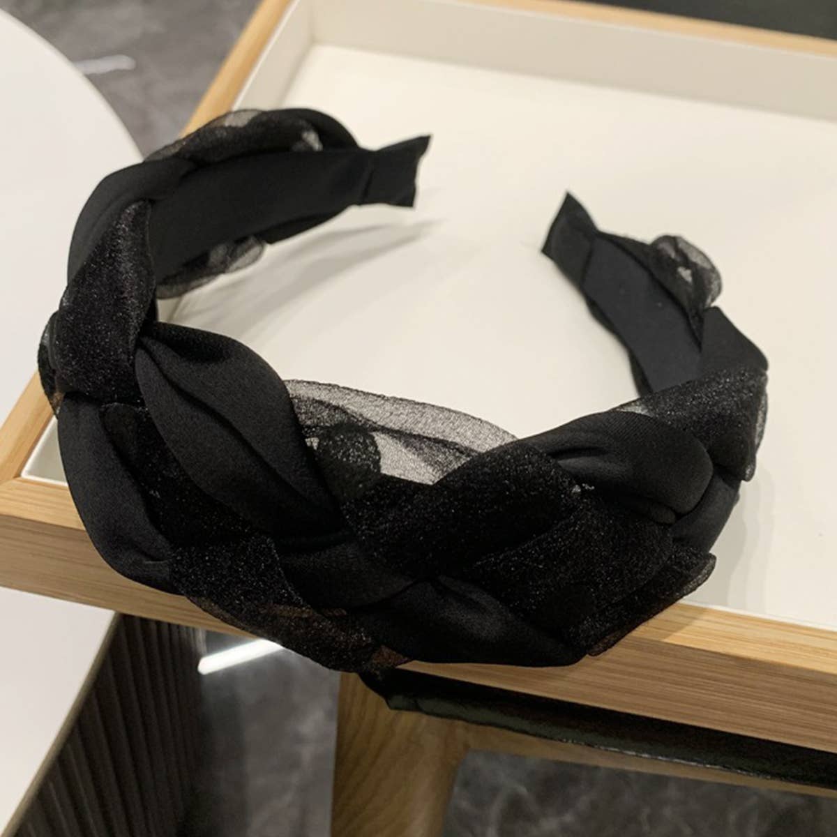 BRAIDED DESIGN HEADBAND_CWAHA0198