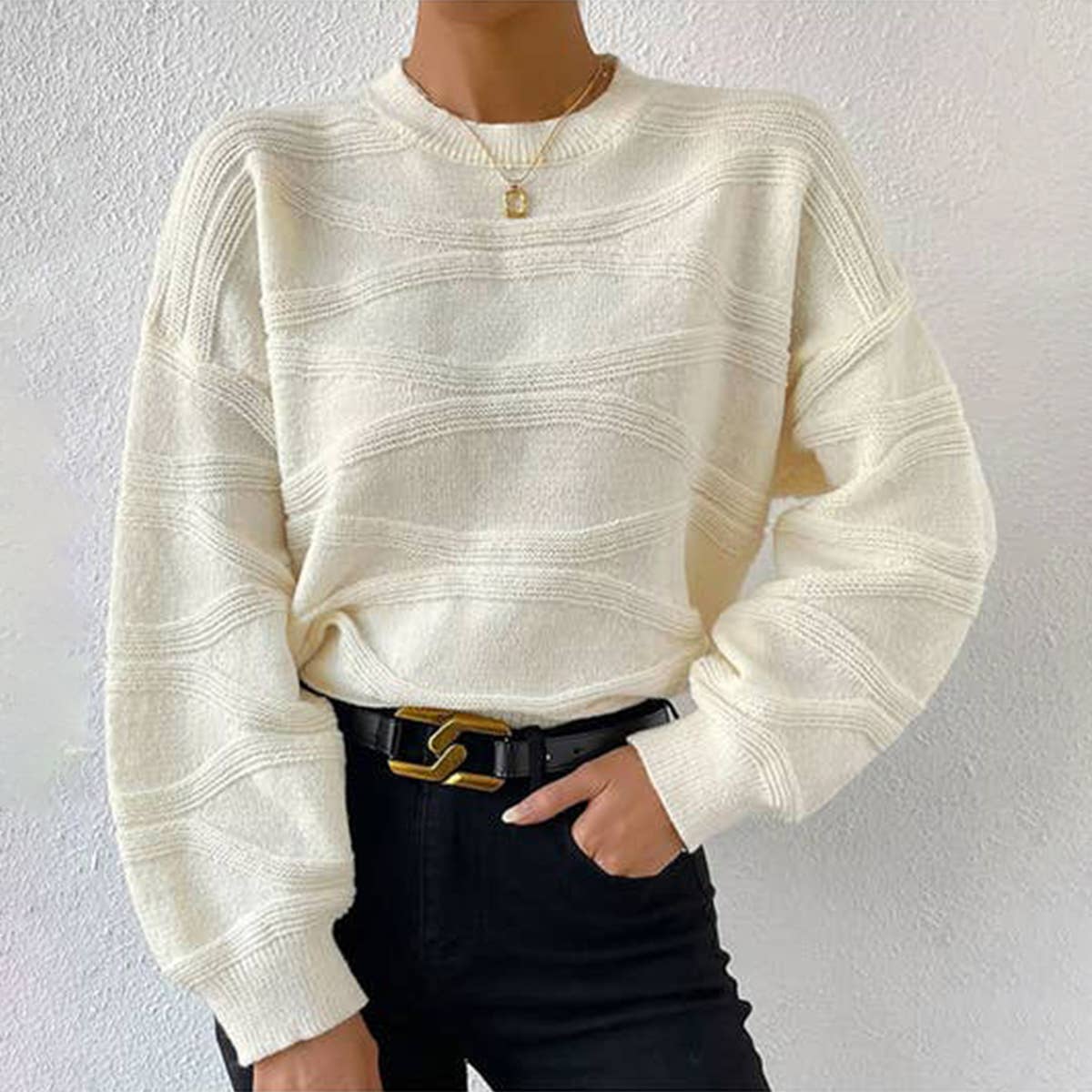 SOLID COLOR CORRUGATED CREW NECK PULLOVER SWEATER