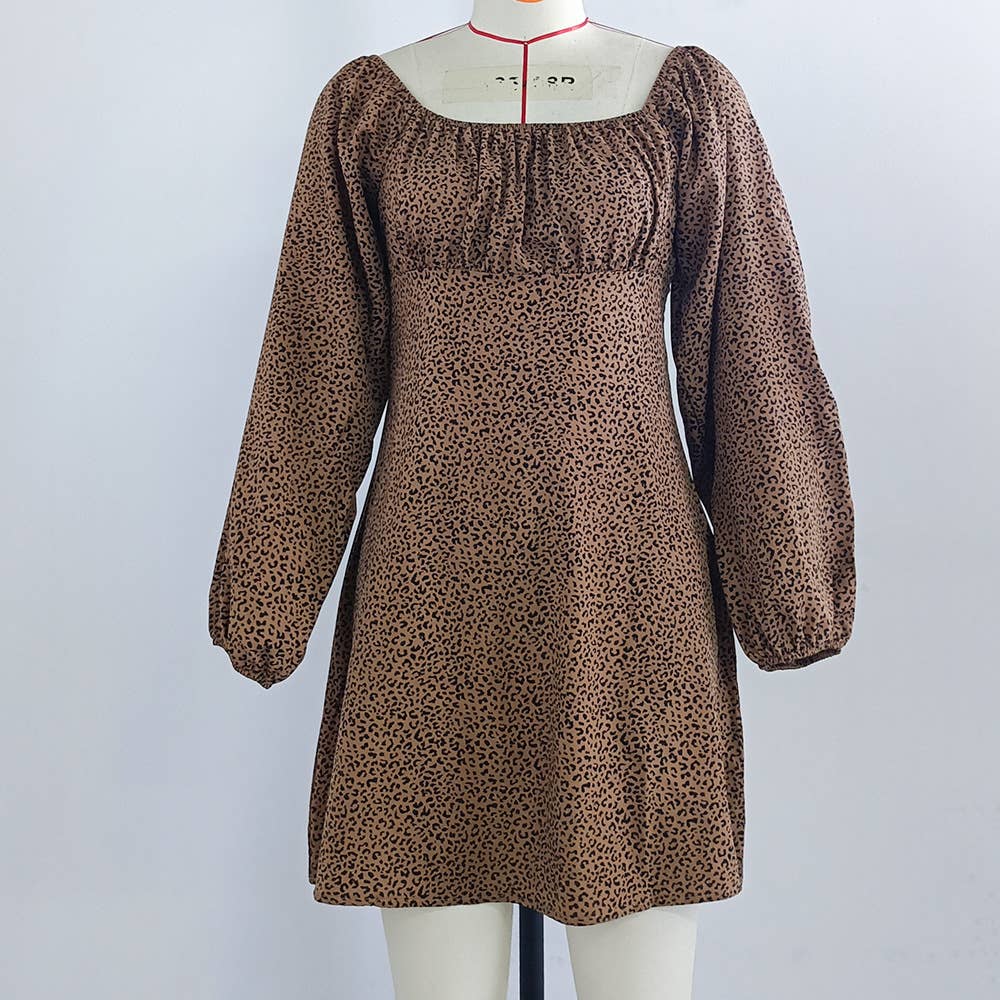 Leopard print dress with square neck long sleeves