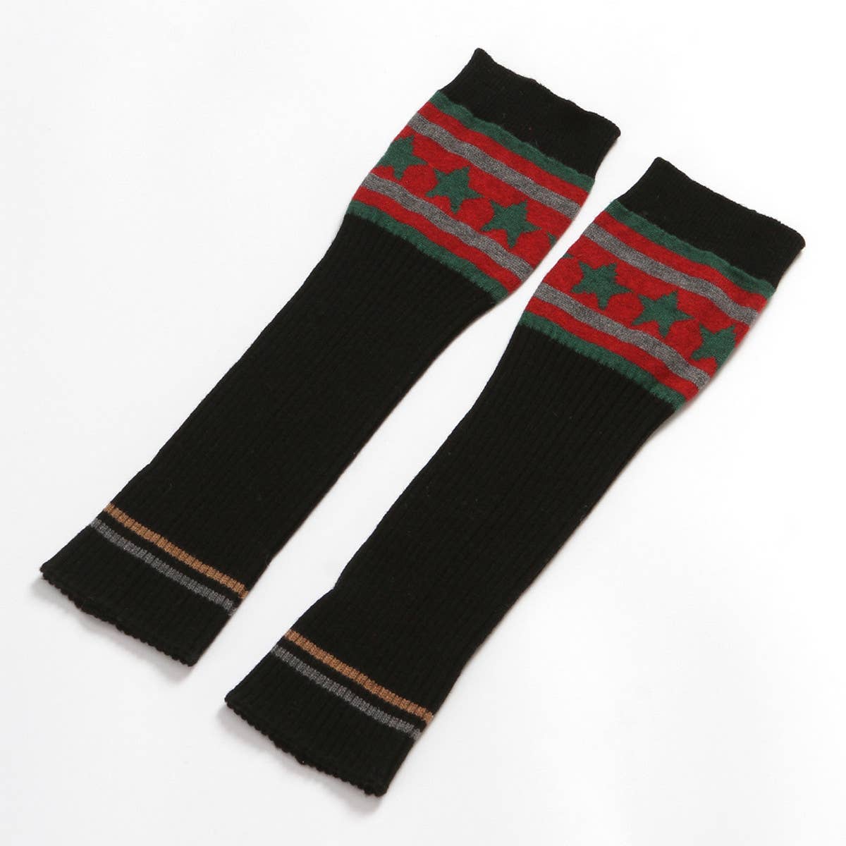 WOMEN'S COLOR MATCHING SOCKS