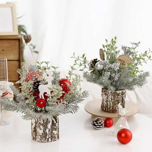 Mini Christmas Tree with Red Berries & Pinecones_CWMM9895