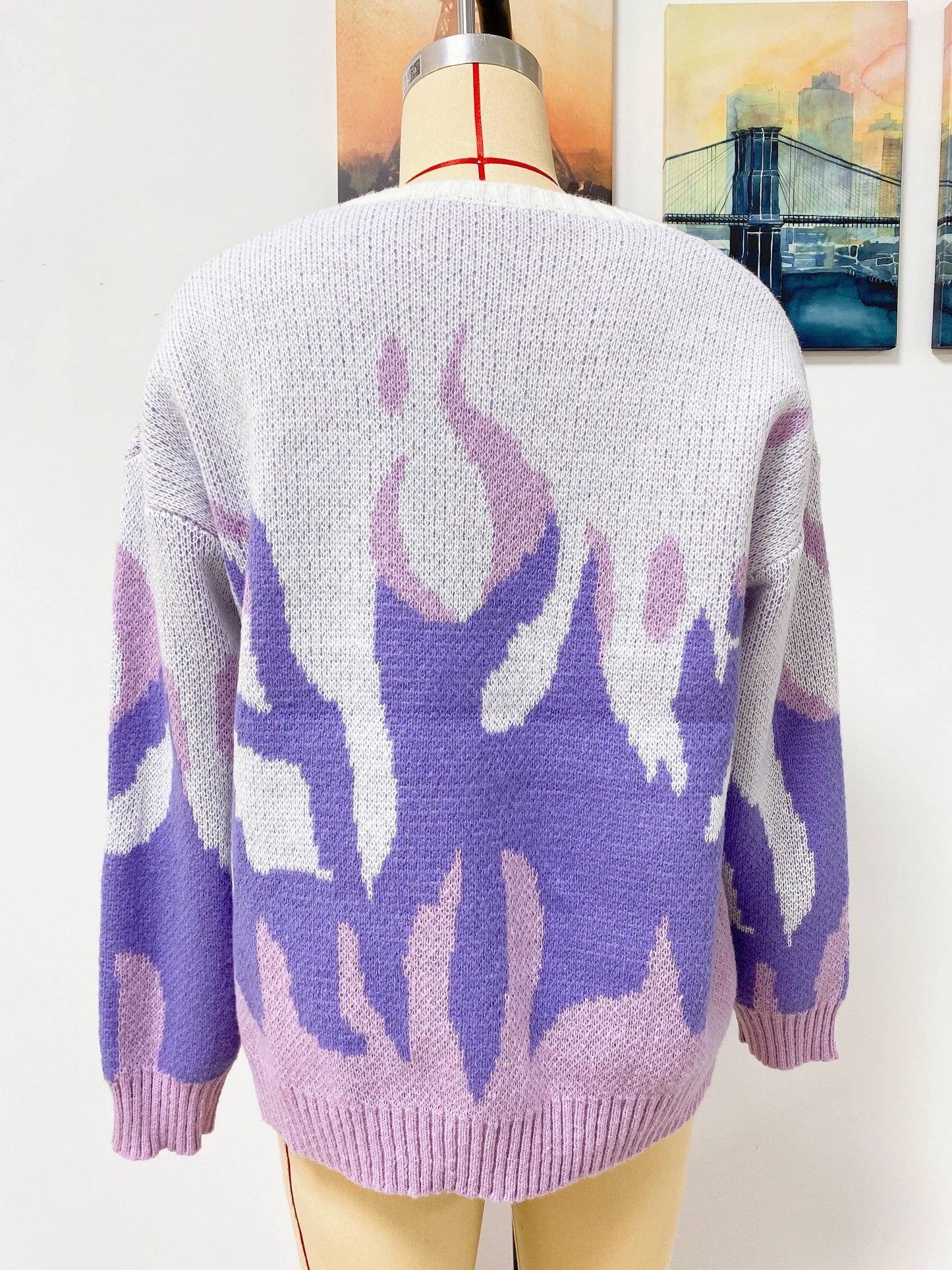 FLAME-JACQUARD CREW-NECK LONG-SLEEVED SWEATER