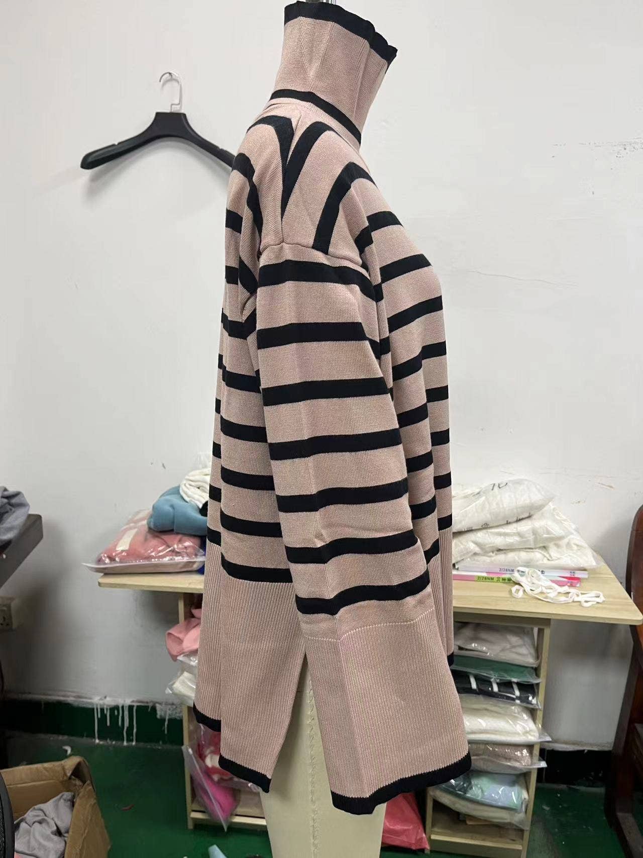 SLOUCHY STRIPED SWEATER WITH THICK TURTLENECK