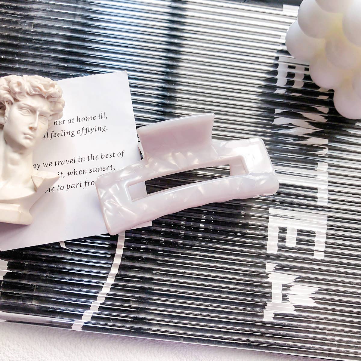 Elegant square and high-end grip clip