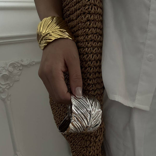 BOHEMIAN ENGRAVED METAL OPEN BRACELET_CWMM3078