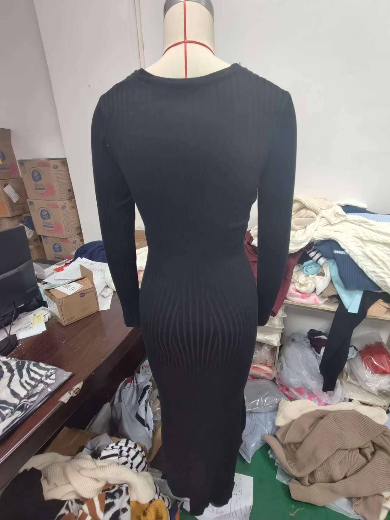 SEXY SPICE LONG SLEEVE TWIST PLEATED LONG DRESS