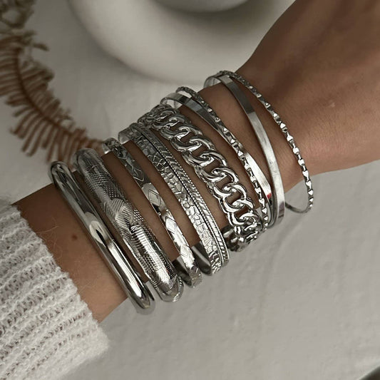 VINTAGE STACKING BOHEMIAN ALLOY BRACELET SET
