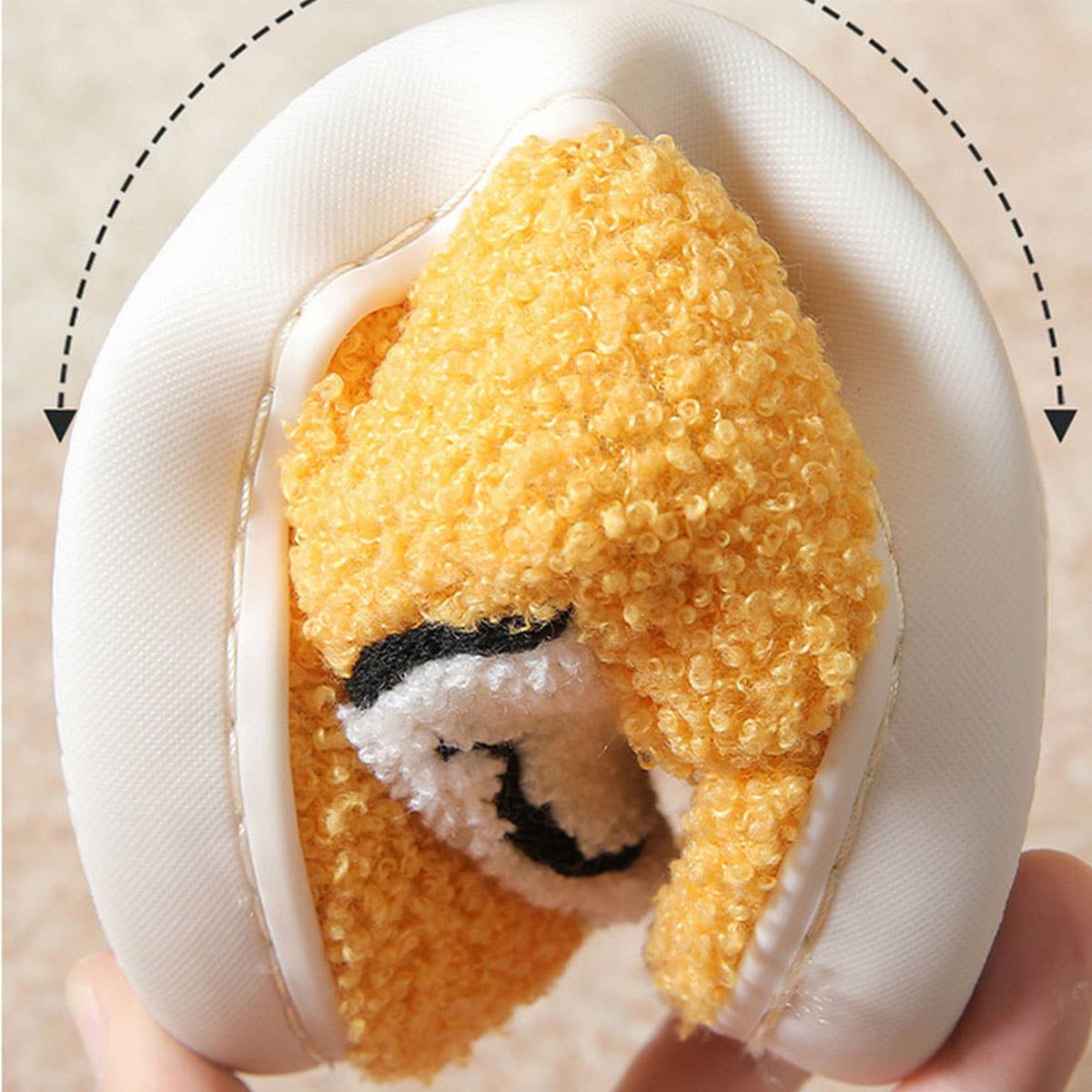 Cute Cartoon Smiling Face Fabric Slippers