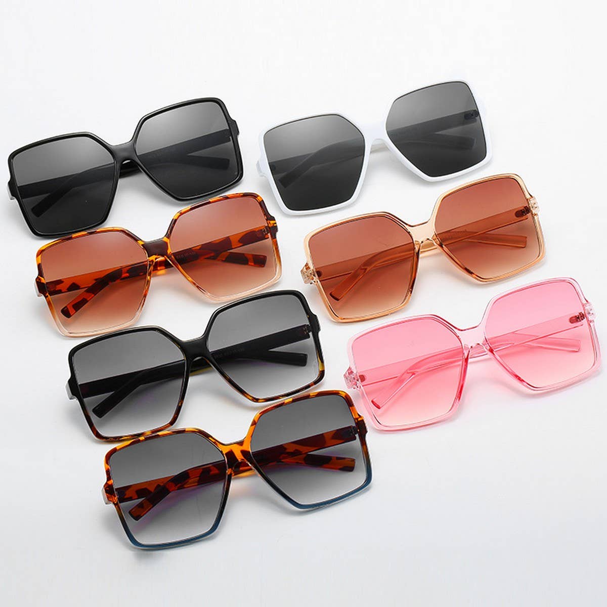 HIGH FASHION OVERSIZED SQUARE SUNGLASSES