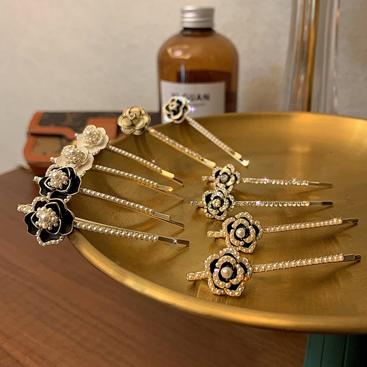 CAMELLIA PEARL HAIR PIN WITH RHINESTONES_CWAHA1211