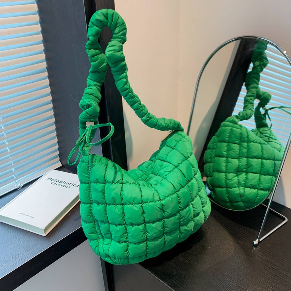 Puffy Cloud Bag Large Shoulder Crossbody_CUAB00526