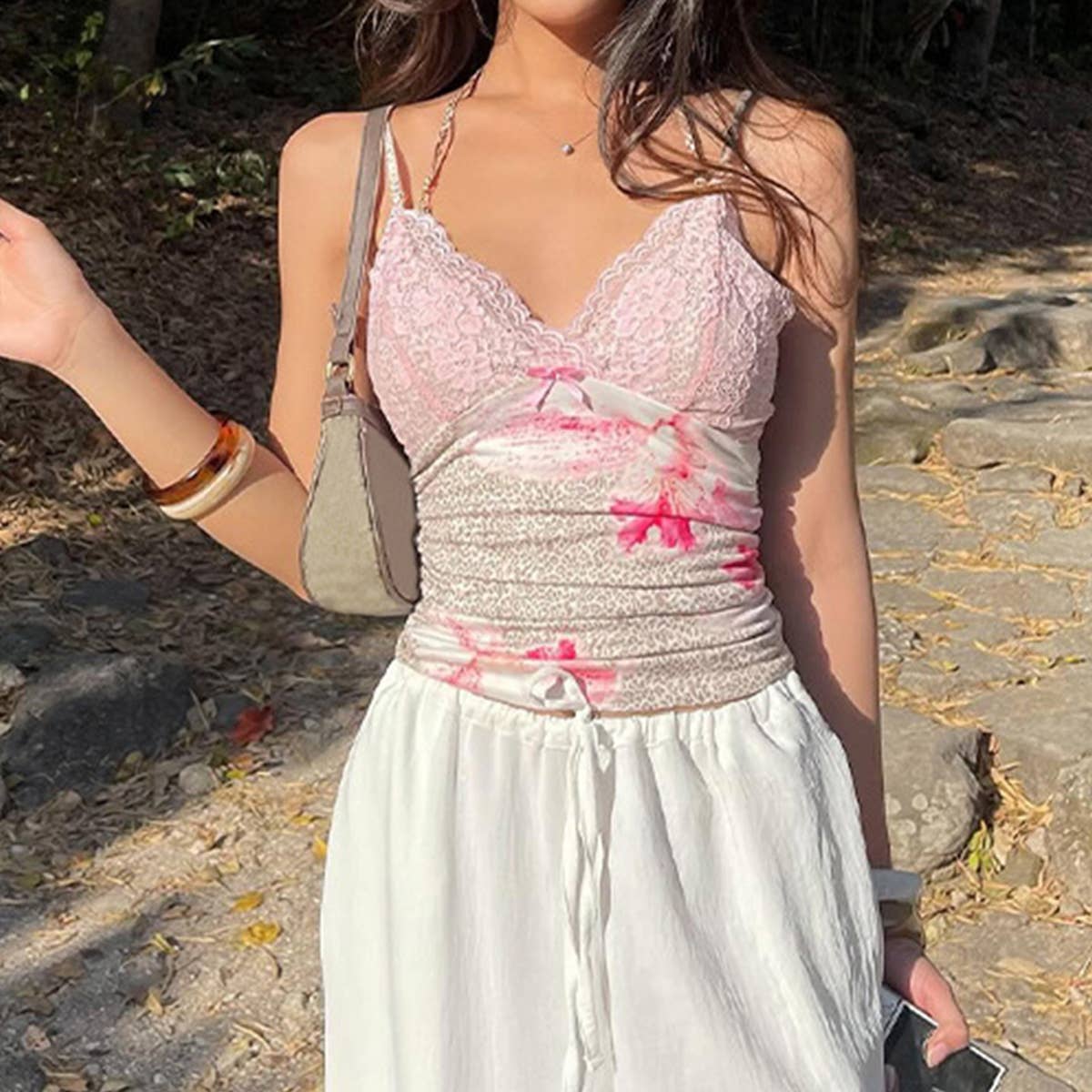 Sexy halter short lace-trimmed slimming crop top