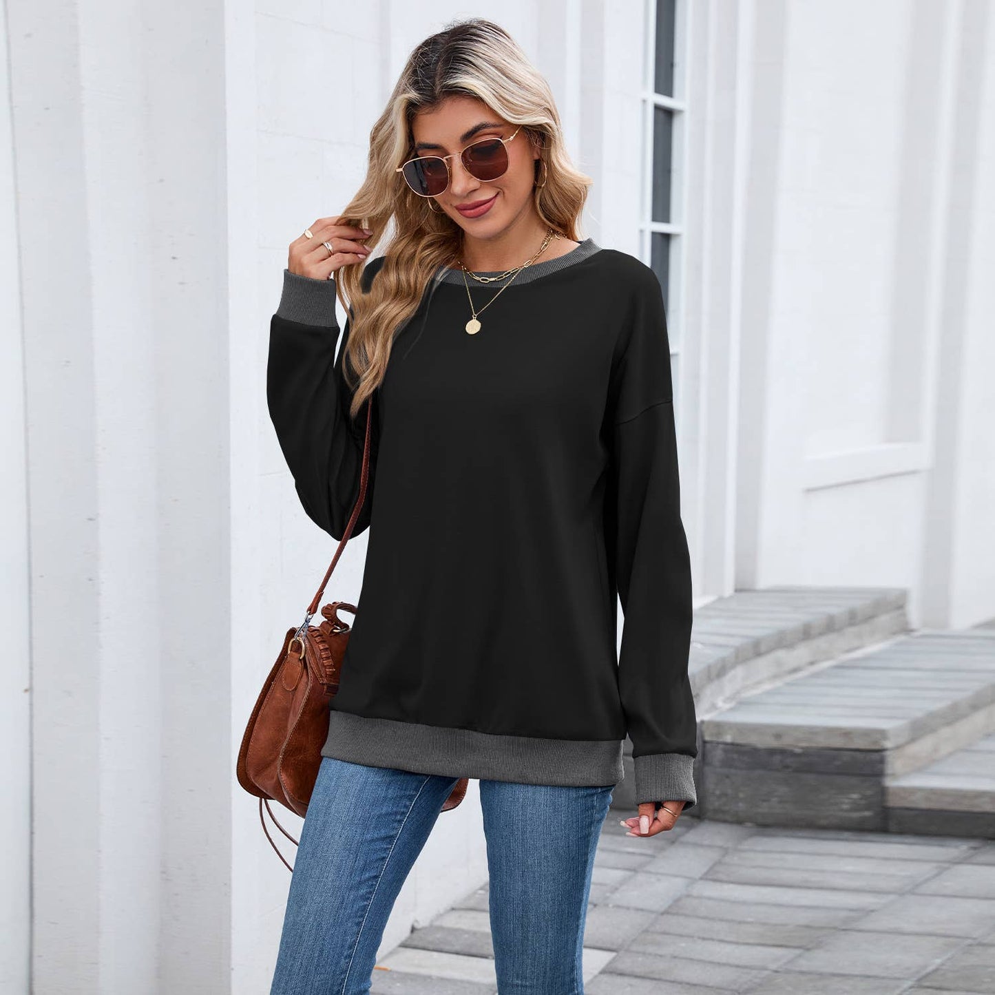 Round-neck loose color-blocked ribbed sweatshirt