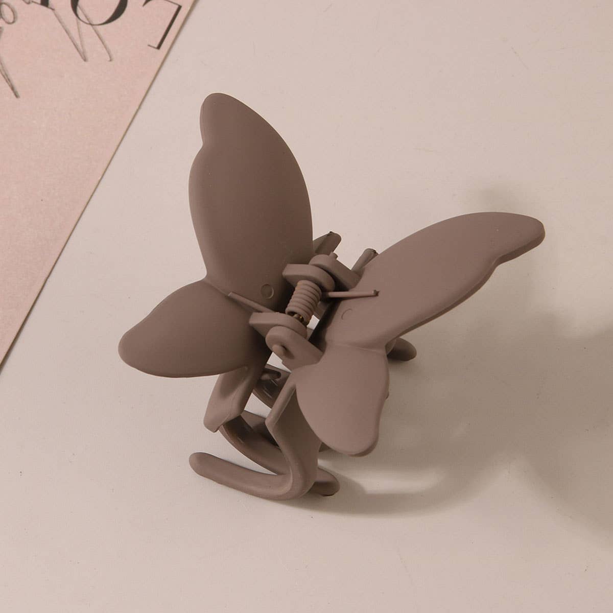 Matte Butterfly Hair Claw Clip ? Strong & Stylish_CWAHA0087