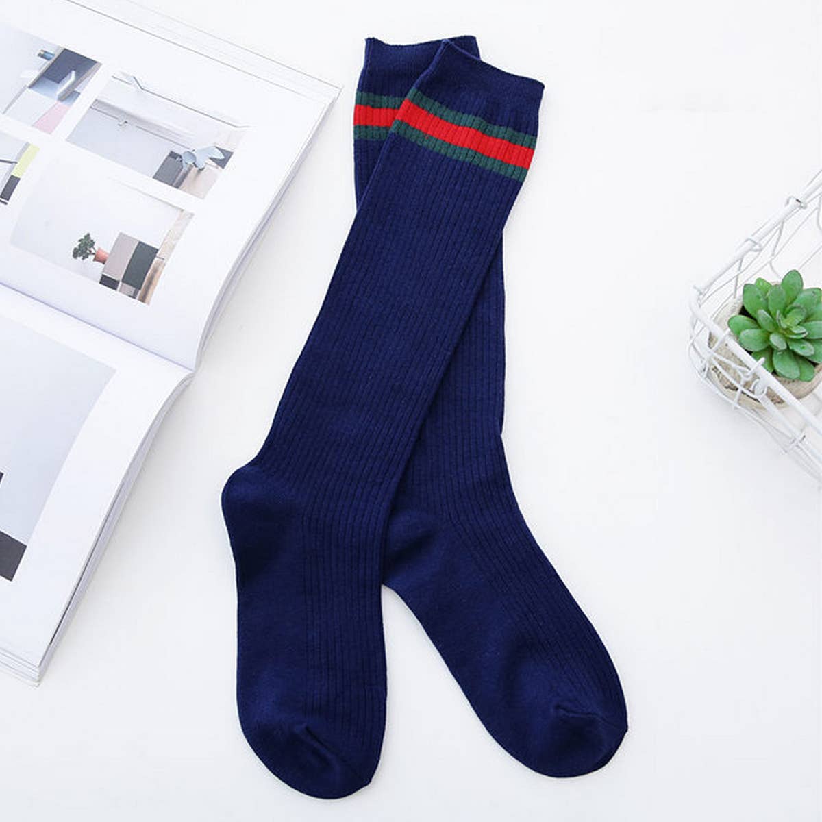 WOMEN RED AND GREEN STRIPED SOCKS