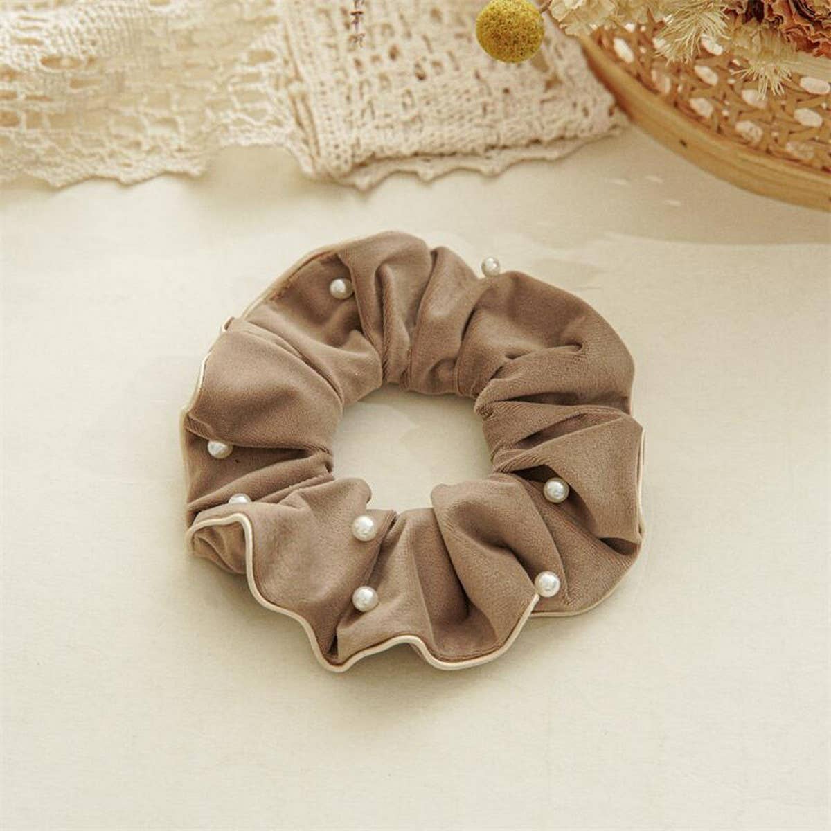 BEADED LARGE INTESTINE HAIR RING SCRUNCHIES_CWAHA2881