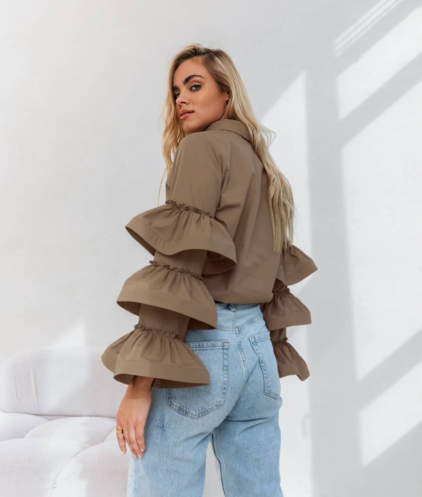 SOLID COLOR RUFFLED SHIRT WITH FRENCH DESIGN