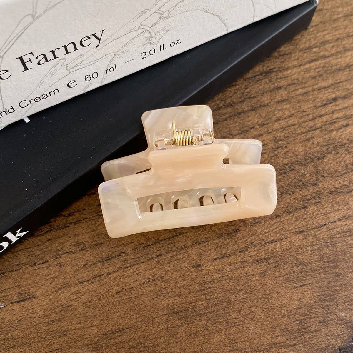 Rectangular Vintage INS Style Medium Hair Clip_CWAHA5749