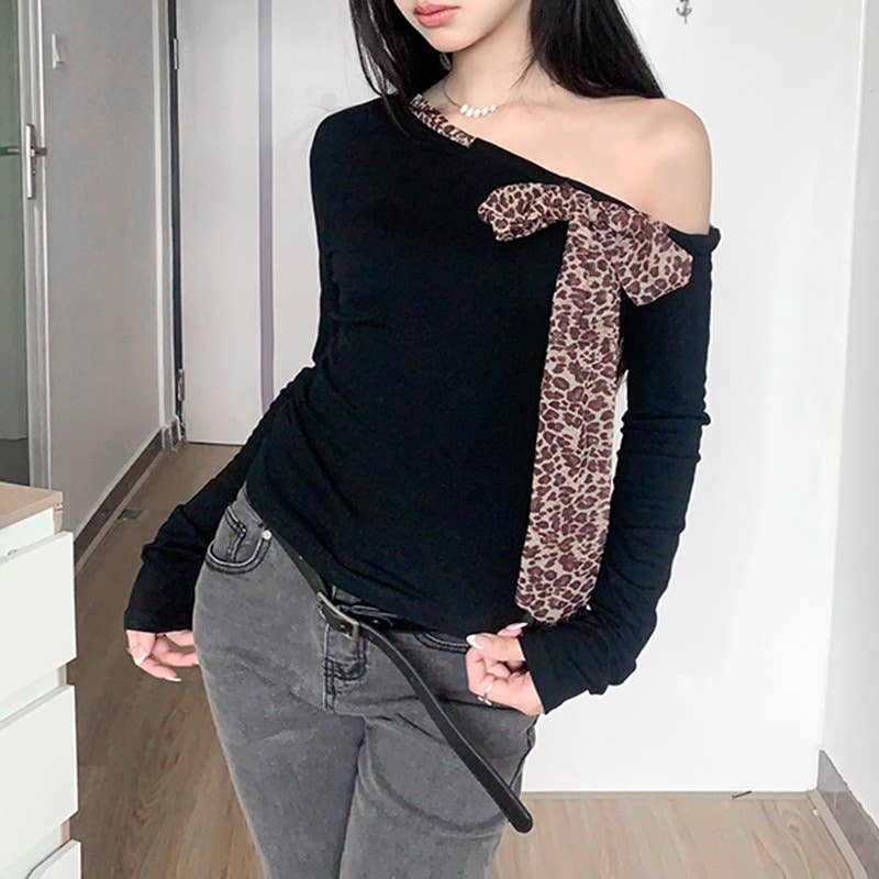 LEOPARD-PRINT LACE-UP WITH DIAGONAL SHOULDER BASE