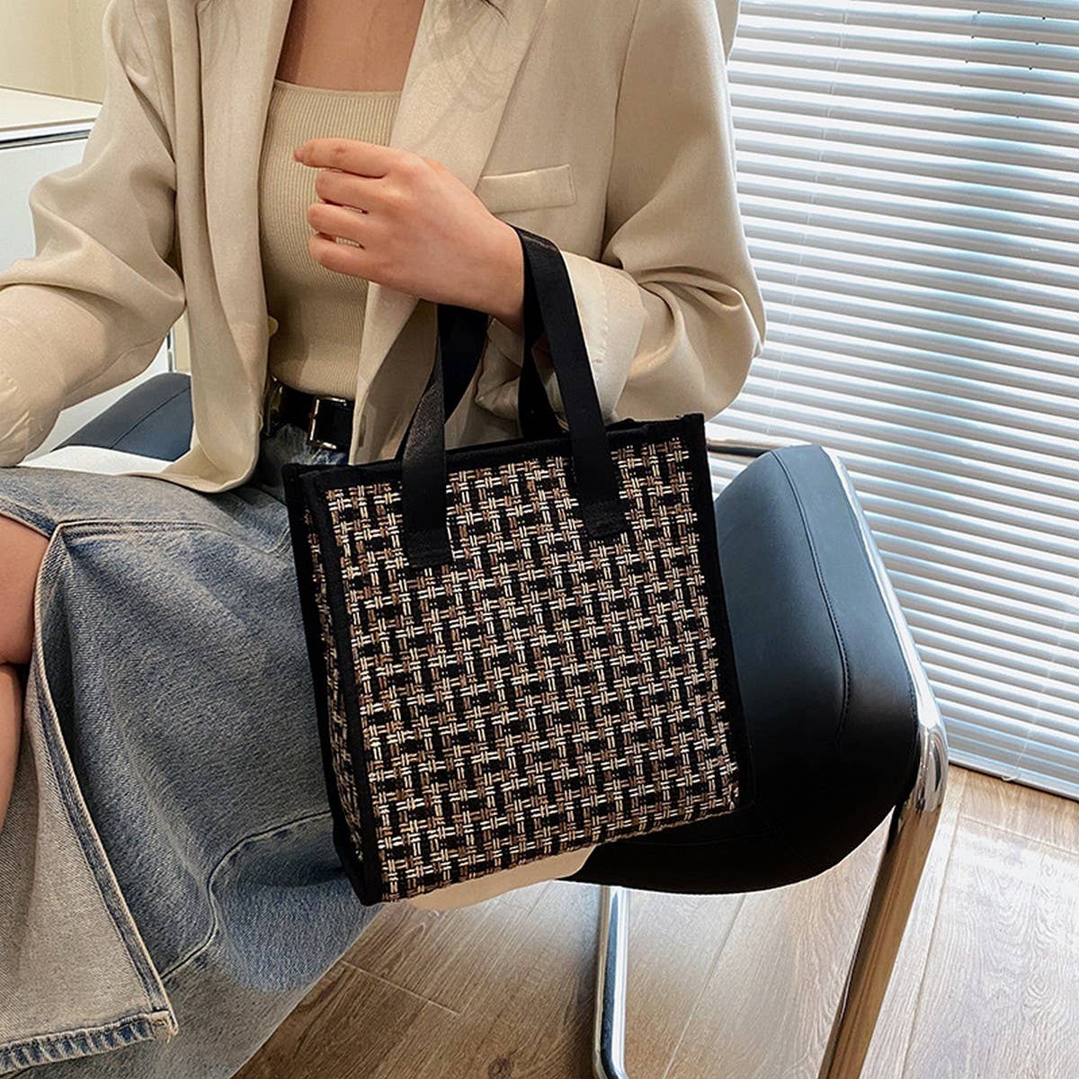 RETRO TRAVEL PORTABLE LARGE CAPACITY COSMETIC BAG_CWAB4458