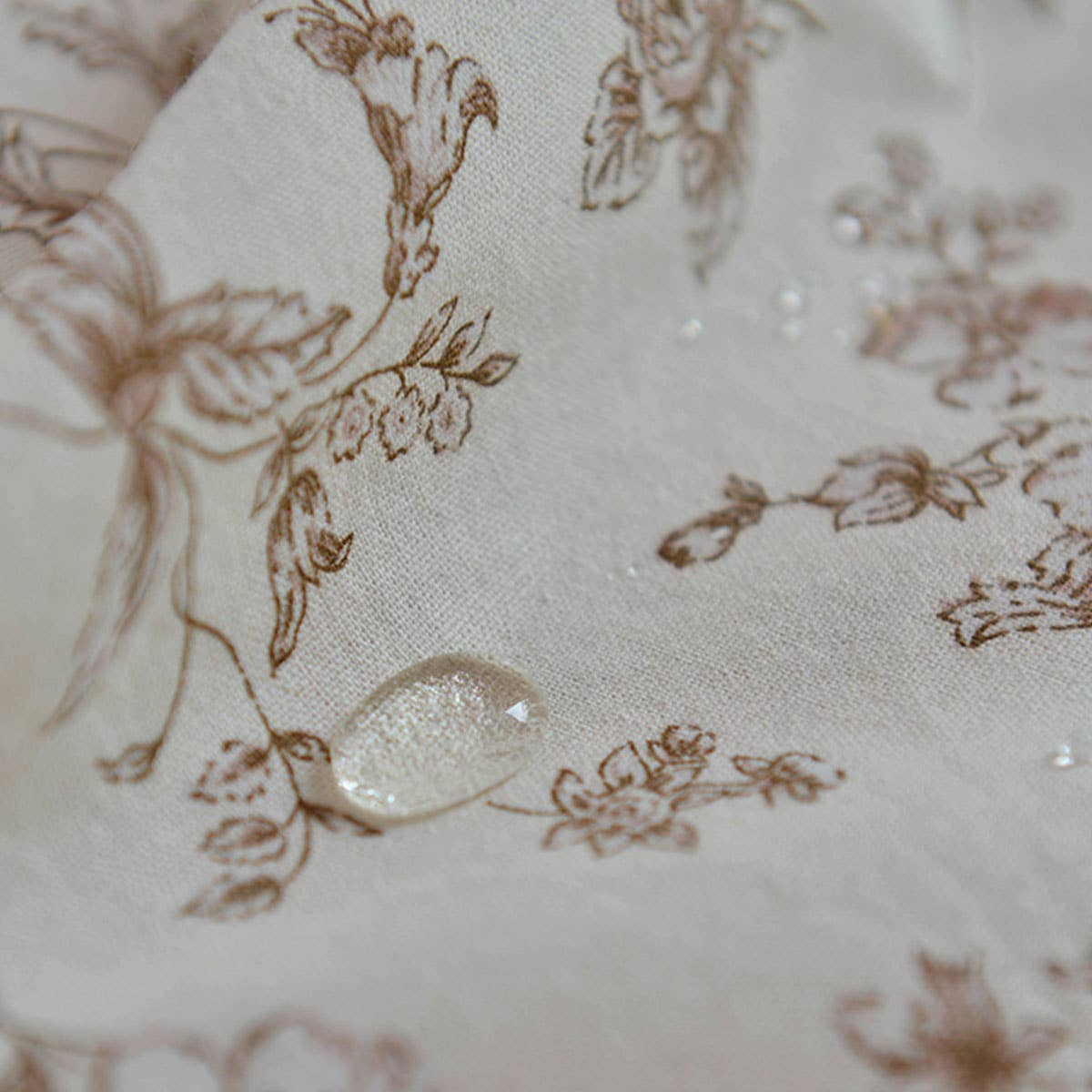 Extended Floral Print Linen Aprons with pockets_CWMM3304