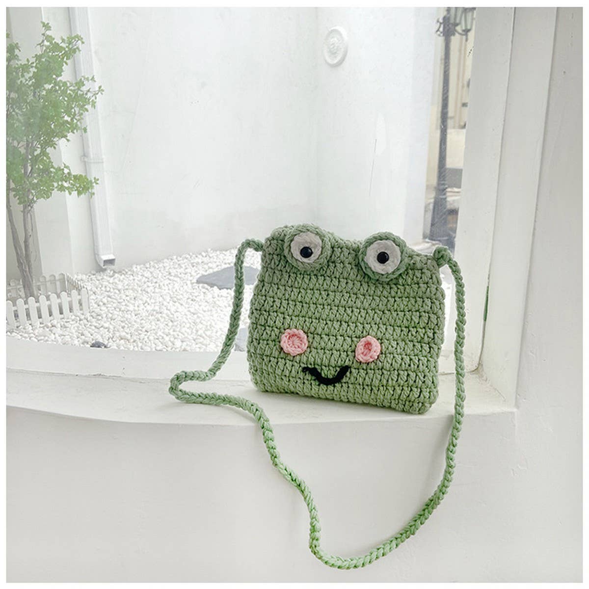 CUTE BIG-EYED CARTOON FROG CROCHET BAG_CWAB2413