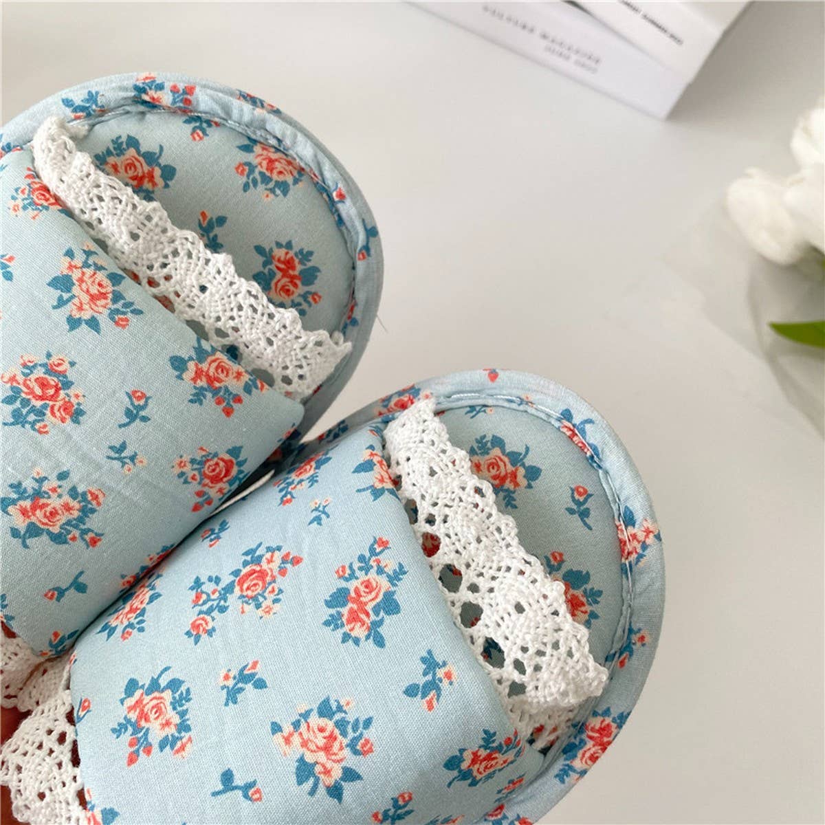RETRO PASTORAL SMALL FLORAL LACE HOME SLIPPERS_CWMM2973