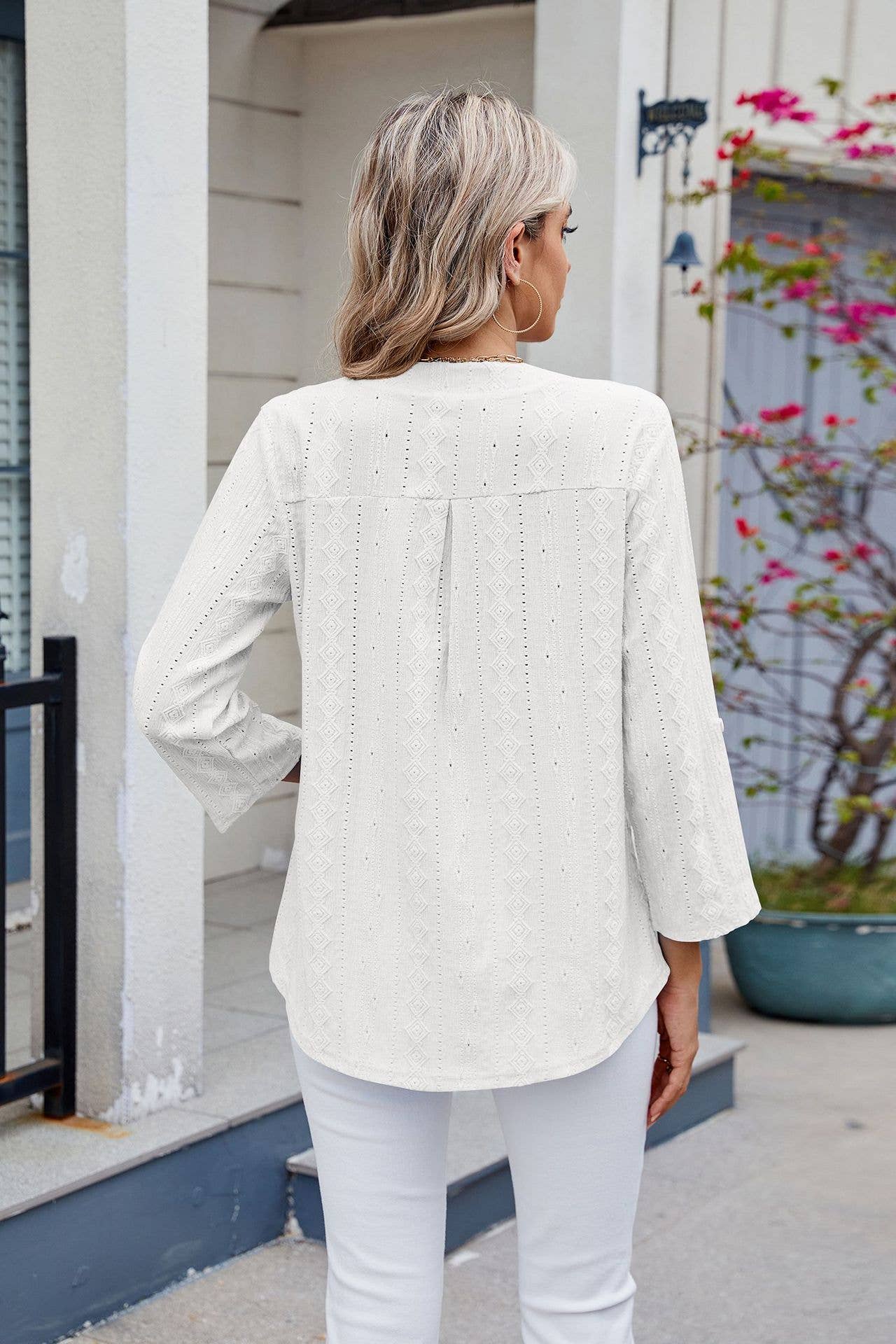 V-neck mid-sleeve button-up jacquard T-shirt