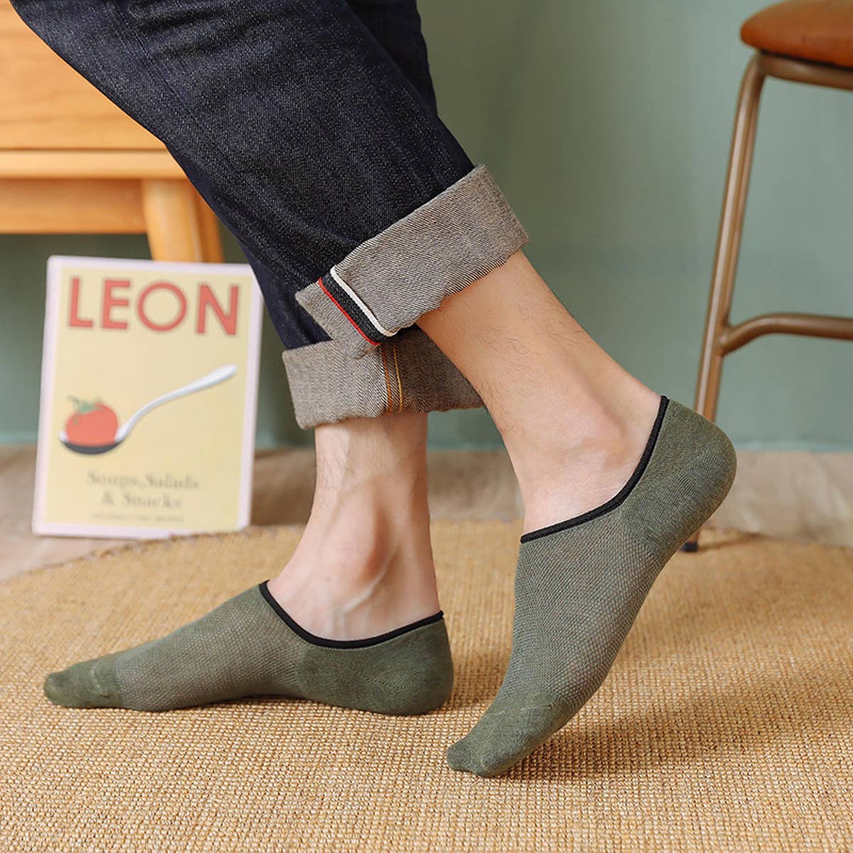 CASUAL SOLID COLOR HOLLOW SOCKS_CWMS0437