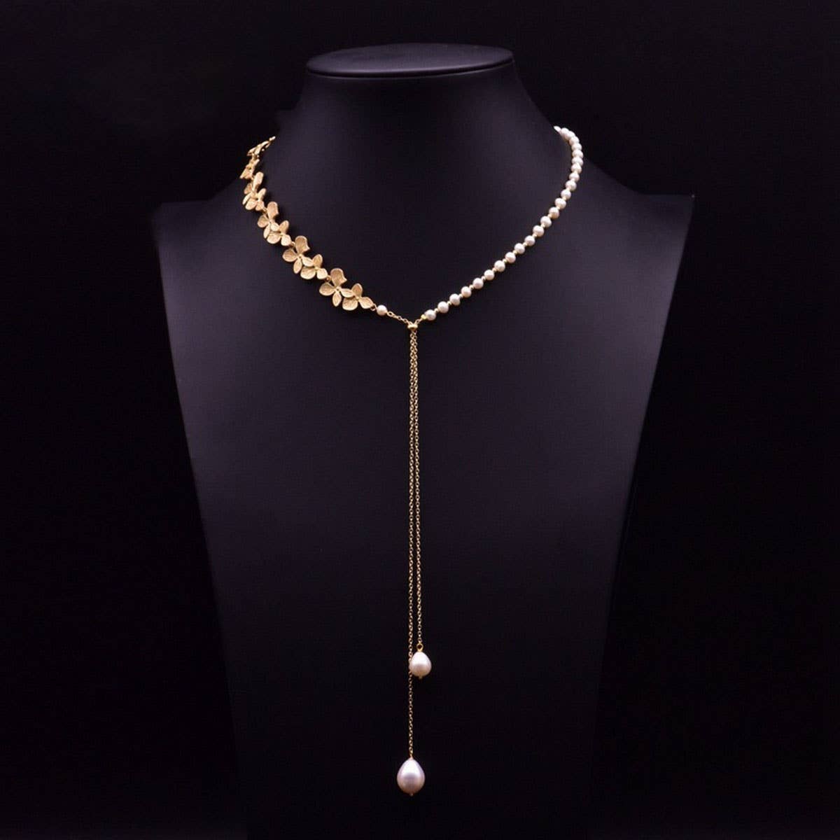 WOMEN'S NATURAL FRESHWATER PEARL NECKLACE
