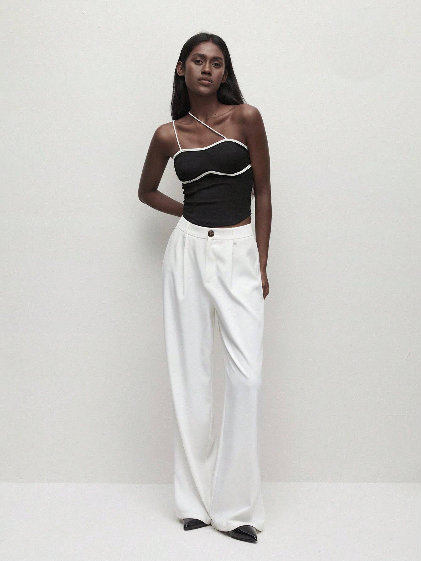 Unique design sensual single side strap vest