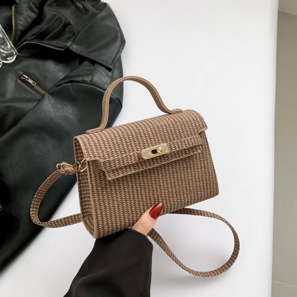 NICHE FASHION RETRO MESSENGER BAG_CWAB3295