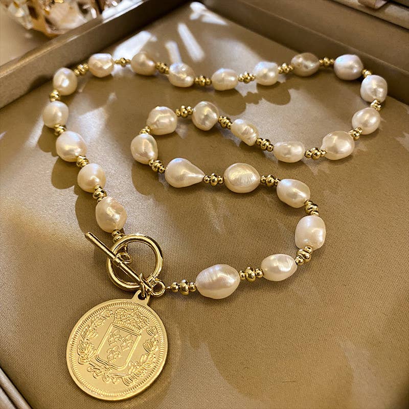 Pearl gold coin figures OT buckle necklaces