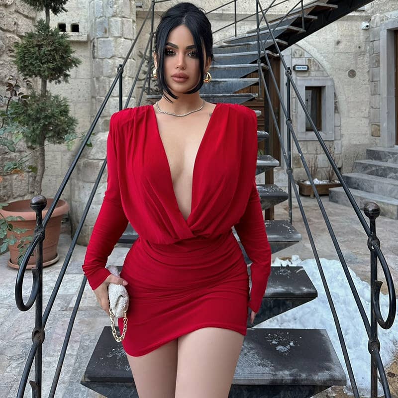 SLIM-FIT PLEATED HIP WRAP LONG-SLEEVED DRESS