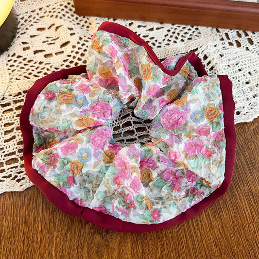 Floral fabric hair band with a unique retro style